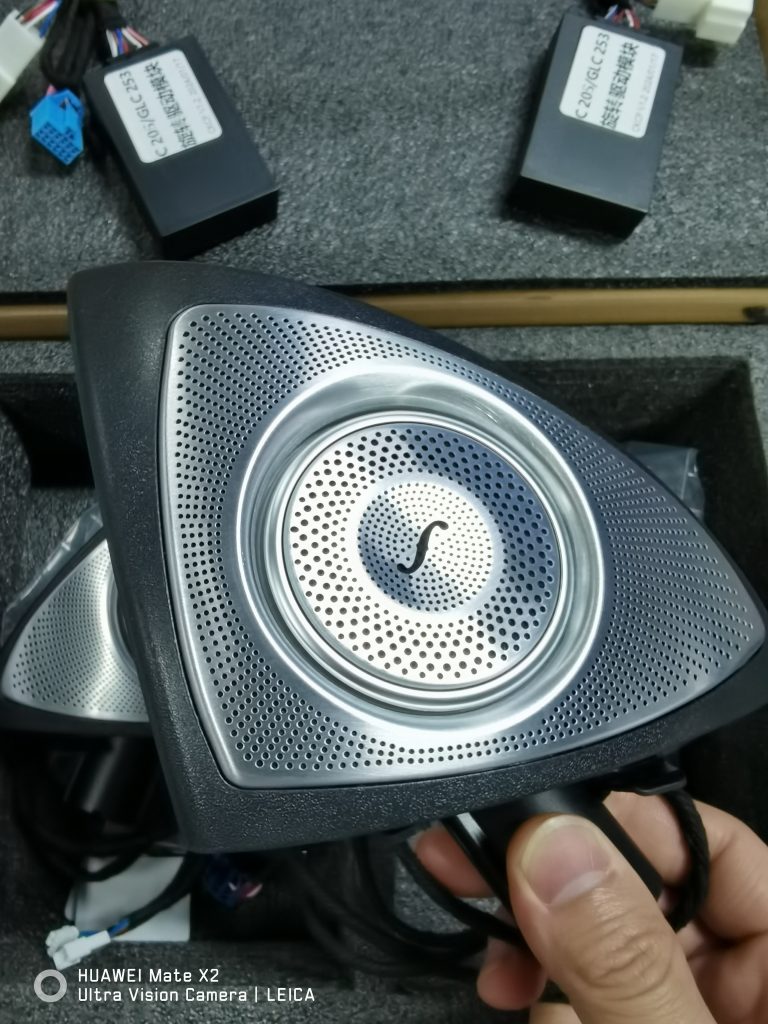 Front view of the triangular tweeter panel and circular rotating head.